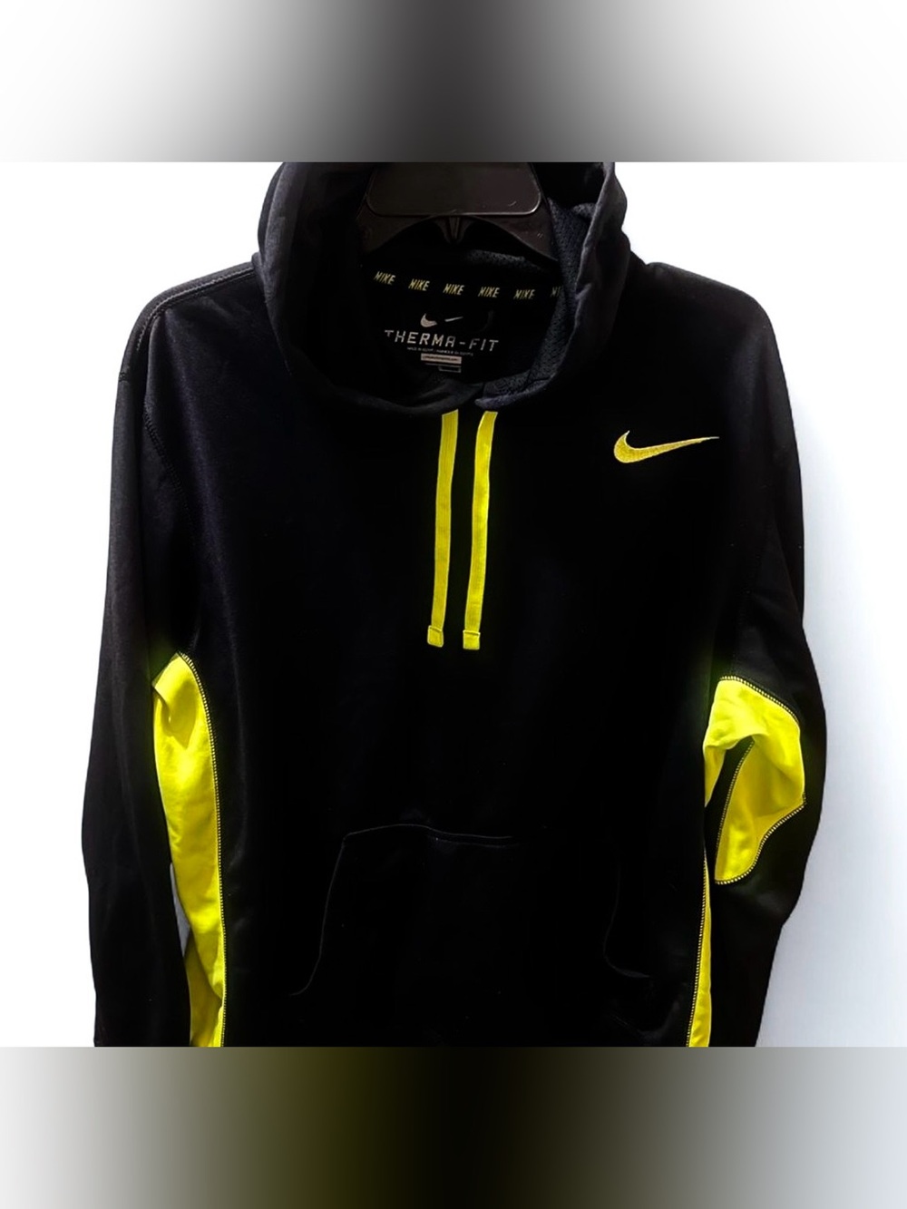 Nike therma-fit performance hoodie